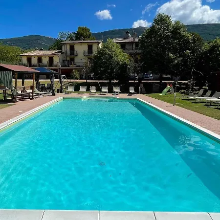 Rustic Holiday In With Swimming Pool Asyż