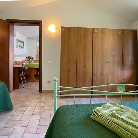 Rustic Holiday In With Swimming Pool *
