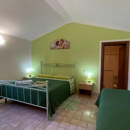 Rustic Holiday In With Swimming Pool Hébergement de vacances Assise