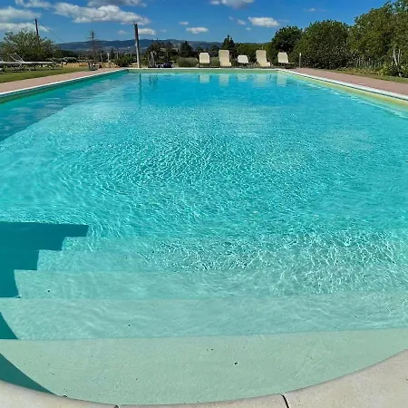 Rustic Holiday In With Swimming Pool